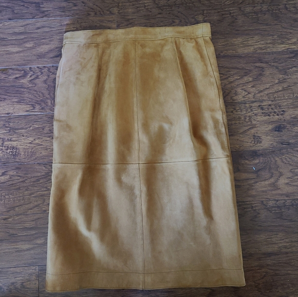 Coach Suede Skirt - size 4 - Picture 7 of 7